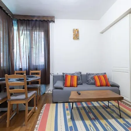 Center Relax, Ndk & Vitoshka Str, Free Secured Parking